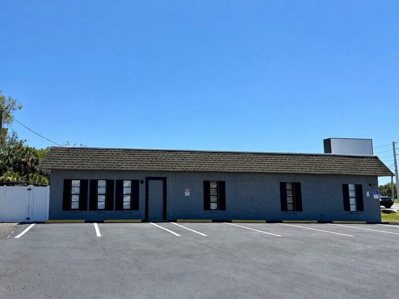 More Photos Of 8106 US Highway 19, Port Richey Office For Sale