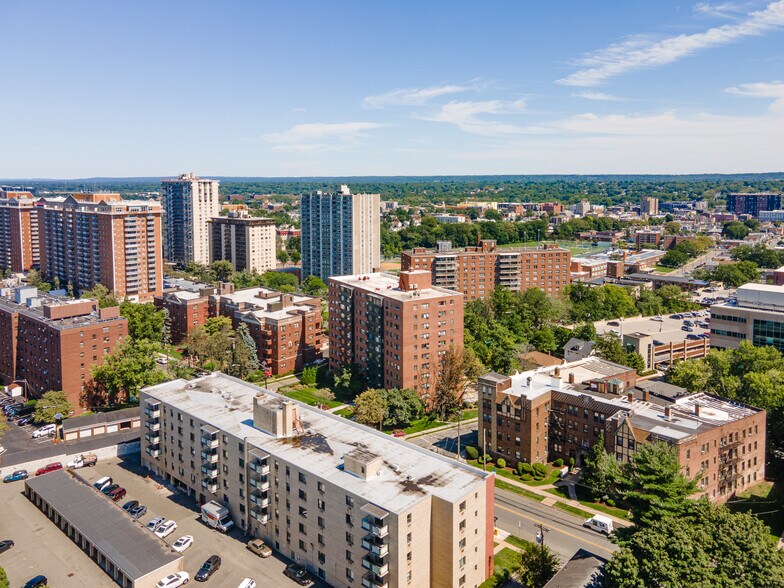 More Photos Of 90 Prospect Ave, Hackensack Apartments For Sale