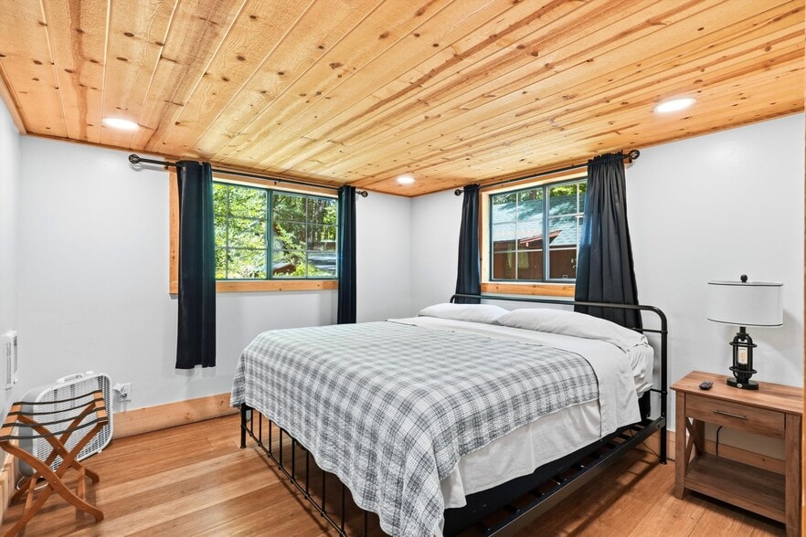 More Photos Of 1355 E Christopher Creek Loop, Payson Hotel For Sale