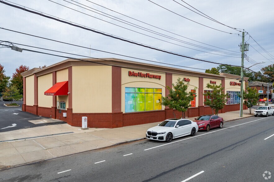 More Photos Of 4051-4055 Hylan Blvd, Staten Island Drugstore For Sale