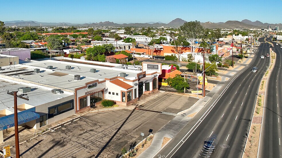 More Photos Of 2636-2640 E Broadway Blvd, Tucson Freestanding For Lease