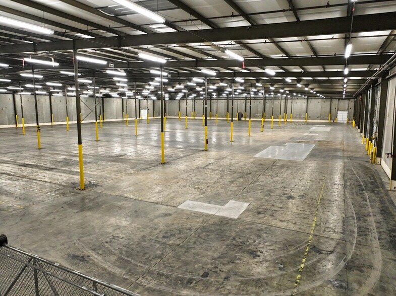 More Photos Of 2690 Commerce Dr, Rock Hill Distribution For Lease