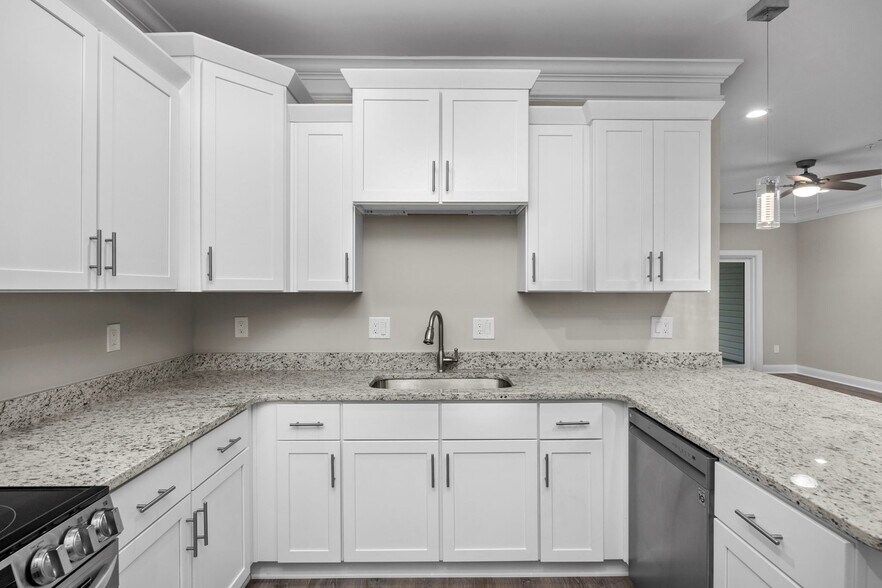 More Photos Of 627 Bonaventure Drive, Myrtle Beach Apartments For Sale