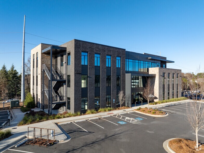 More Photos Of 11520 Davis Dr, Alpharetta Office For Lease