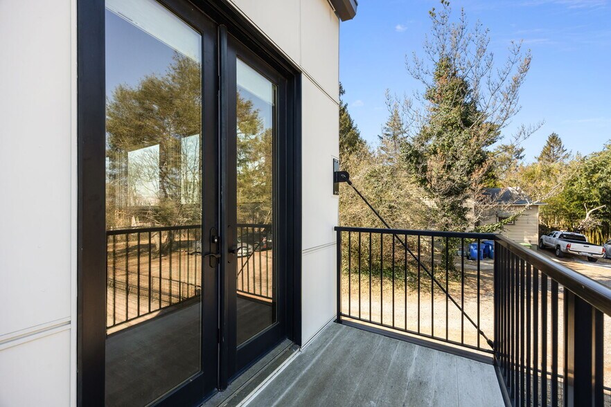 More Photos Of 315 Haywood Rd, Asheville Storefront Retail Residential For Sale
