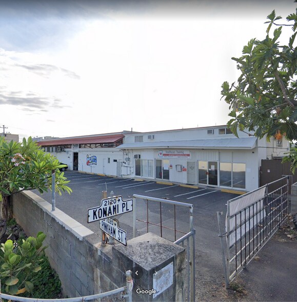 More Photos Of 2130 N King St, Honolulu Freestanding For Lease