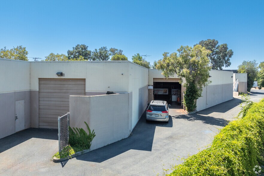 More Photos Of 44049 Fremont Blvd, Fremont Research And Development For Lease