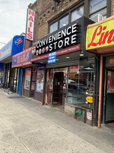 More Photos Of 882 Dekalb Ave, Brooklyn Restaurant For Lease