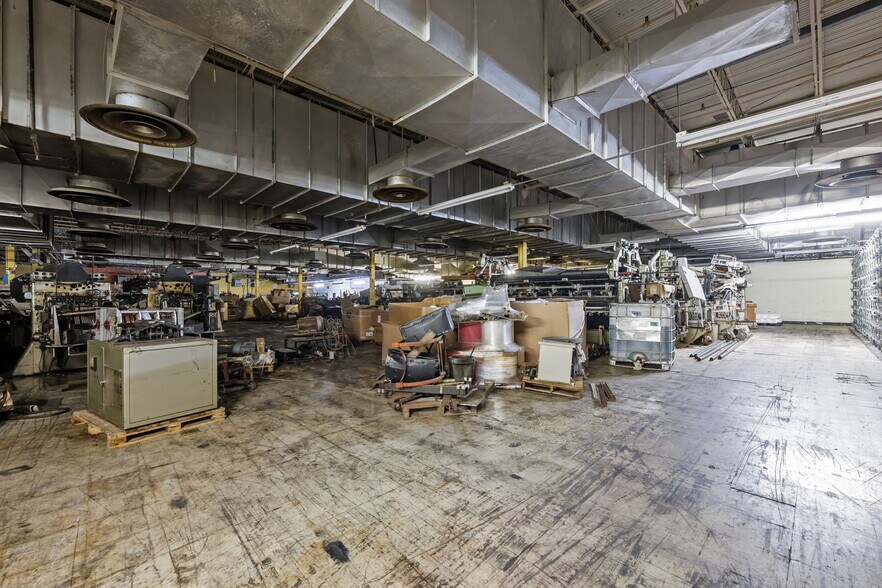 More Photos Of 1000 E Butler Ave, Liberty Manufacturing For Sale