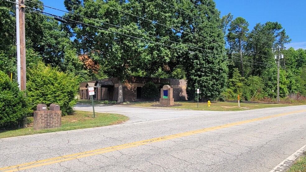 More Photos Of 1313A Miller Rd, Greenville Office For Lease