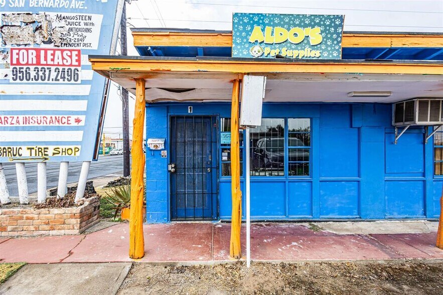 More Photos Of 3002 Santa Ursula Ave, Laredo General Retail For Sale