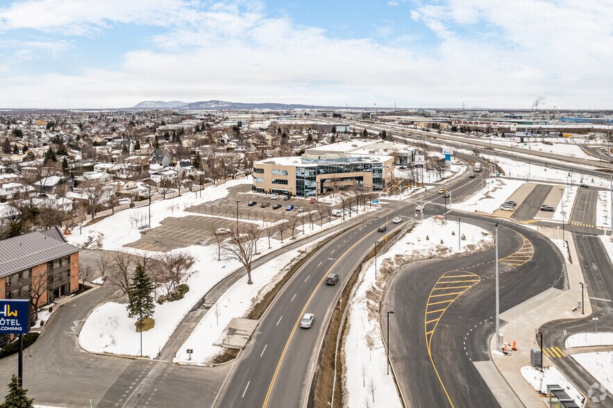 More Photos Of 1205 Rue Ampère, Boucherville Office For Sale