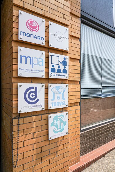 More Photos Of 146-150 E Main St, Carnegie Office For Lease