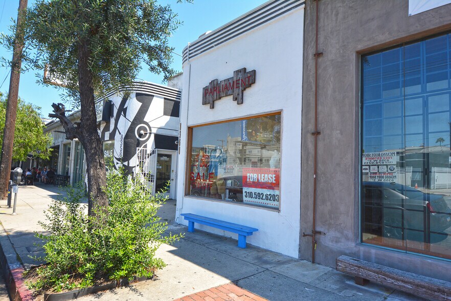 More Photos Of 8358-8360 W 3rd St, Los Angeles Storefront For Lease