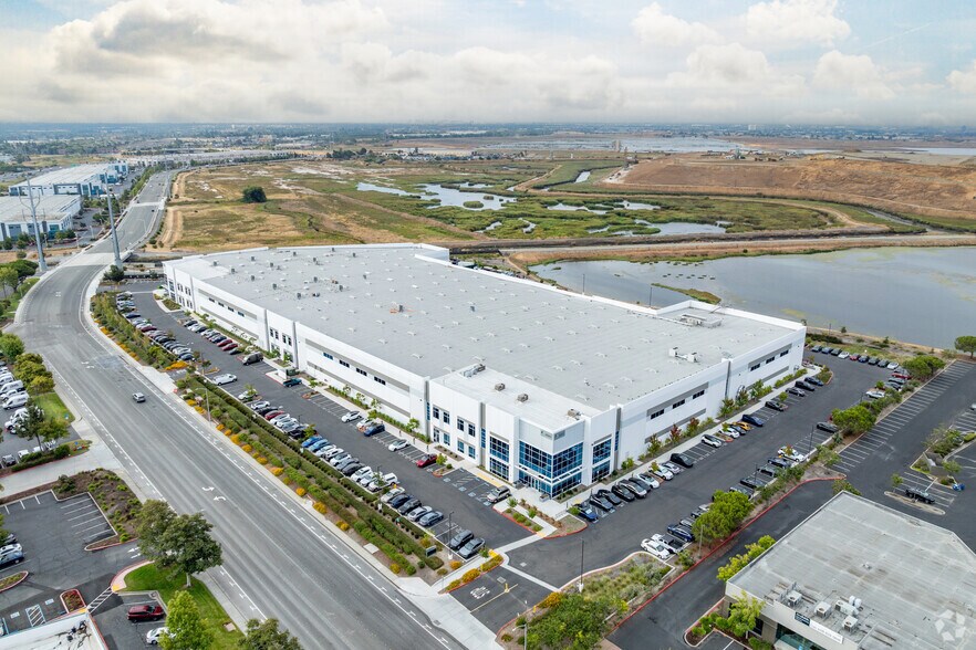 More Photos Of 48401 Fremont Blvd, Fremont Warehouse For Lease