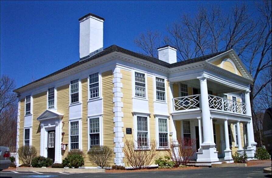 Primary Photo Of 827 Main St, Woburn Office For Lease