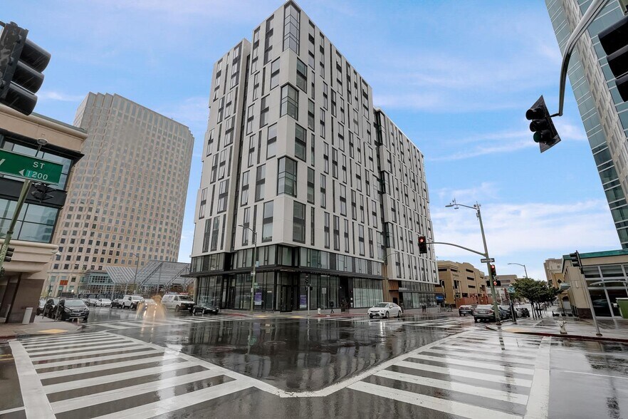More Photos Of 1150 Clay St, Oakland Apartments For Lease