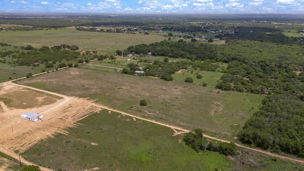 More Photos Of 483 Alcorta ln, Somerset Land For Sale