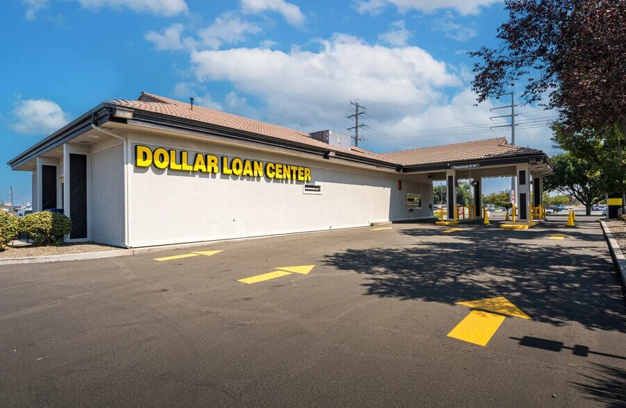 More Photos Of 1401 12th Ave Rd, Nampa Bank For Sale