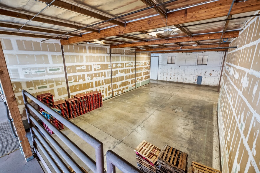 More Photos Of 91-280 Hanua St, Kapolei Warehouse For Lease