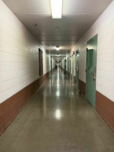 More Photos Of 406 N Avenue D, San Luis Correctional Facility For Sale