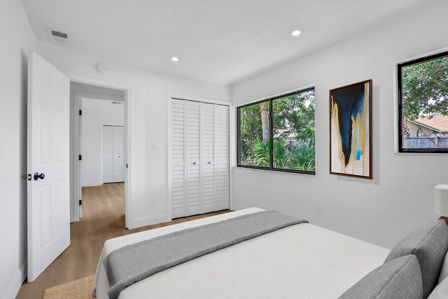 More Photos Of 1830 S Clyde Morris Blvd, Daytona Beach Apartments For Sale