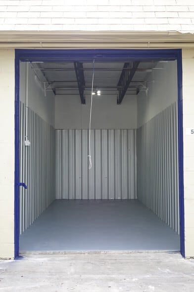 More Photos Of 2894 Dusa Dr, Melbourne Warehouse For Lease
