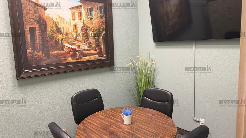 More Photos Of 1200 E Woodhurst Dr, Springfield Medical For Sale