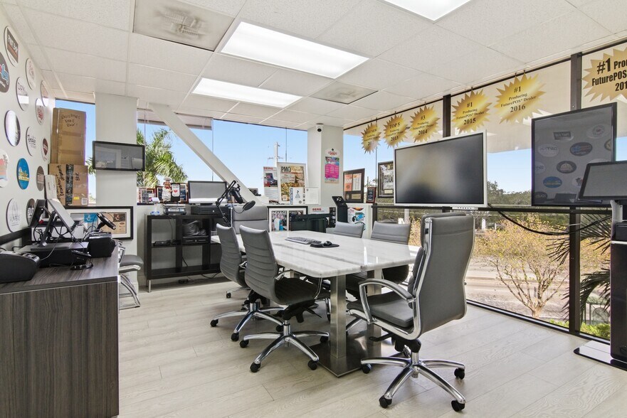 More Photos Of 1640 W Oakland Park Blvd, Fort Lauderdale Office For Sale