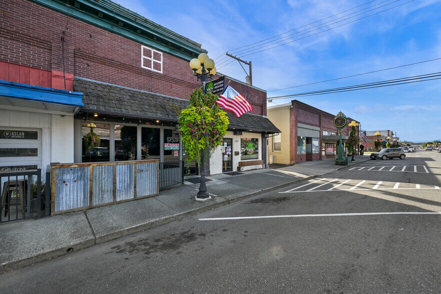 More Photos Of 205 Ferry St, Sedro Woolley General Retail For Sale