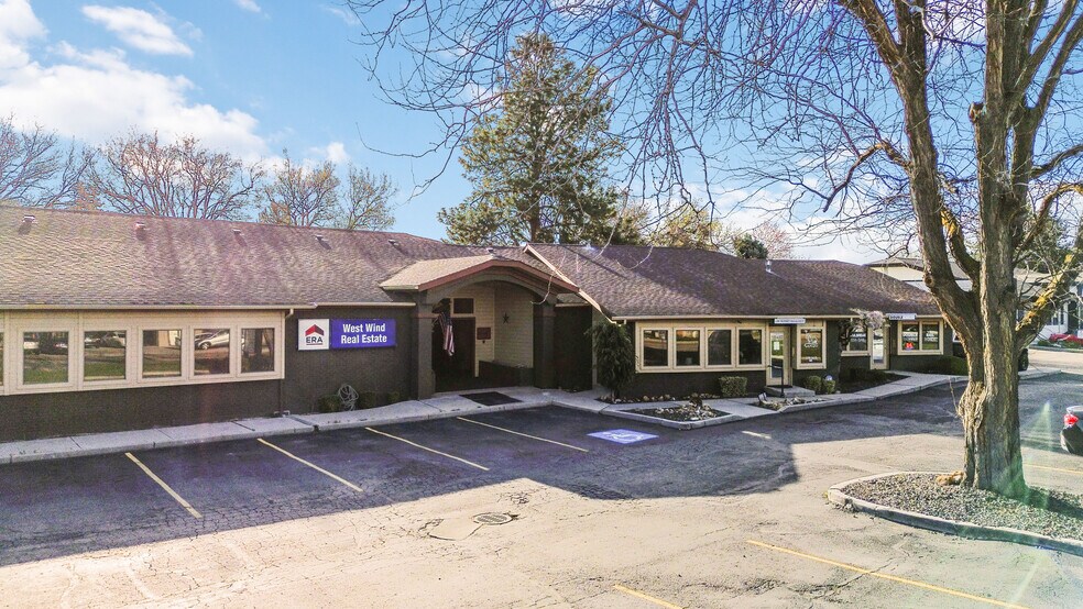 More Photos Of 940-1000 N Cole Rd, Boise Office For Sale