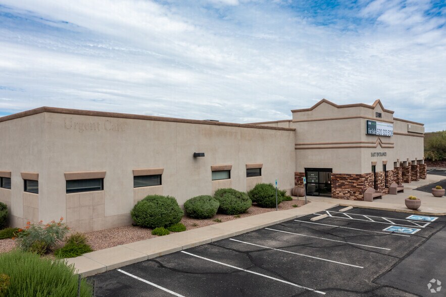 More Photos Of 13101 N Oracle Rd, Oro Valley Medical For Lease