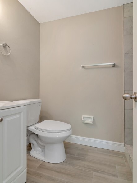 More Photos Of , Bradenton Multifamily For Sale