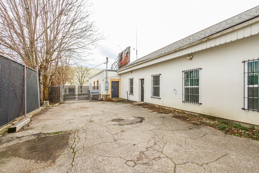 More Photos Of 64 Spencer St, Rochester Loft Creative Space For Sale