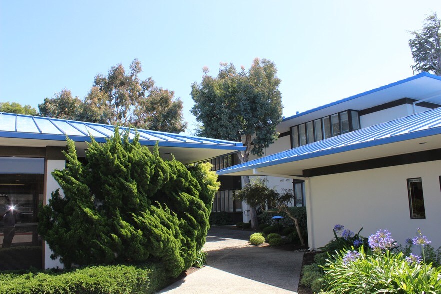 More Photos Of 26607-26625 Carmel Center Pl, Carmel Medical For Lease