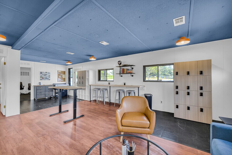 More Photos Of 1000 Winterville Rd, Athens Industrial For Sale