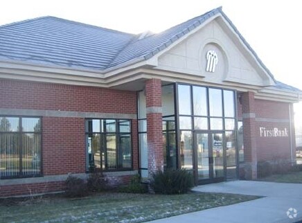 More Photos Of 22408 E Appleway Ave, Liberty Lake Bank For Lease