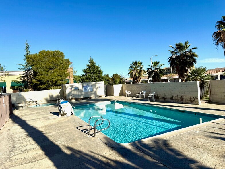 More Photos Of 430 W Palmdale Blvd, Palmdale Hotel For Sale