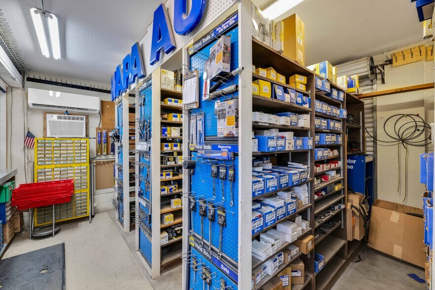 More Photos Of 2476 Stirrup Rd, Borrego Springs General Retail For Sale