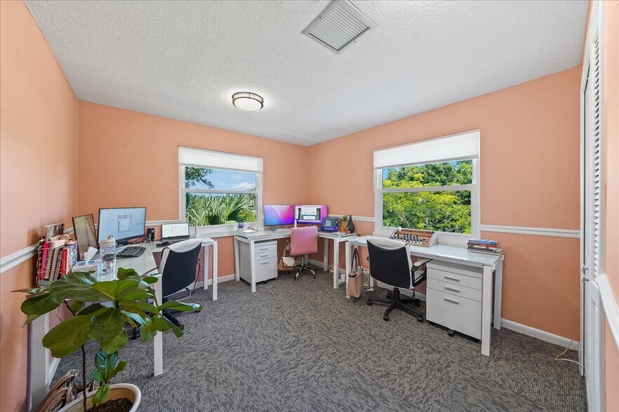 More Photos Of 111 Scott St, Melbourne Office For Sale