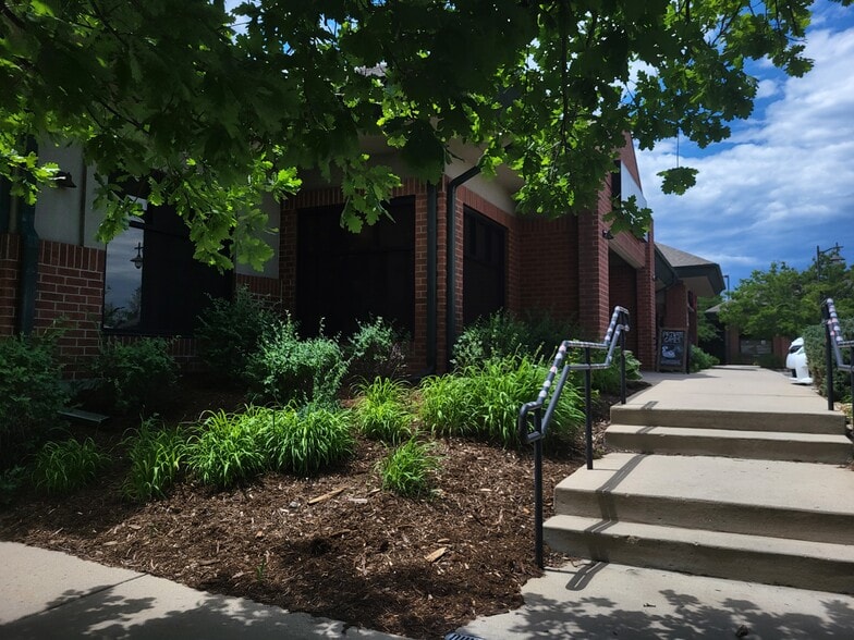 More Photos Of 1148 W Dillon Rd, Louisville Freestanding For Lease