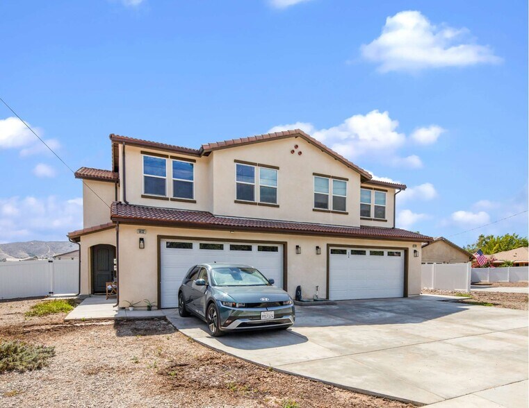 More Photos Of 5824 Persepolis Ct, Riverside Multifamily For Sale