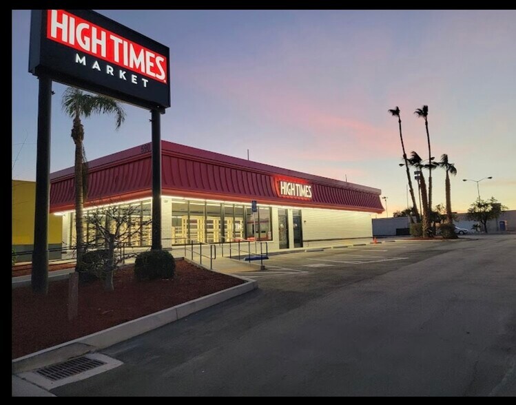 Primary Photo Of 590 S E St, San Bernardino Fast Food For Lease