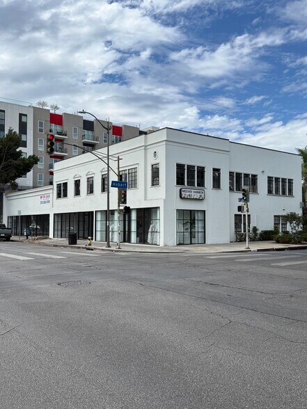 Primary Photo Of 3461 W 8th St, Los Angeles Showroom For Lease