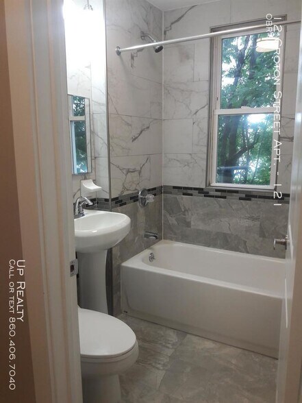 More Photos Of 12-16 Groton St, Hartford Apartments For Sale