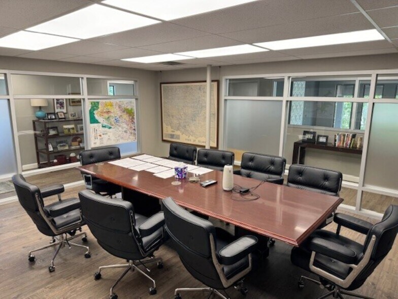 More Photos Of 4335 N Classen Blvd, Oklahoma City Office For Lease