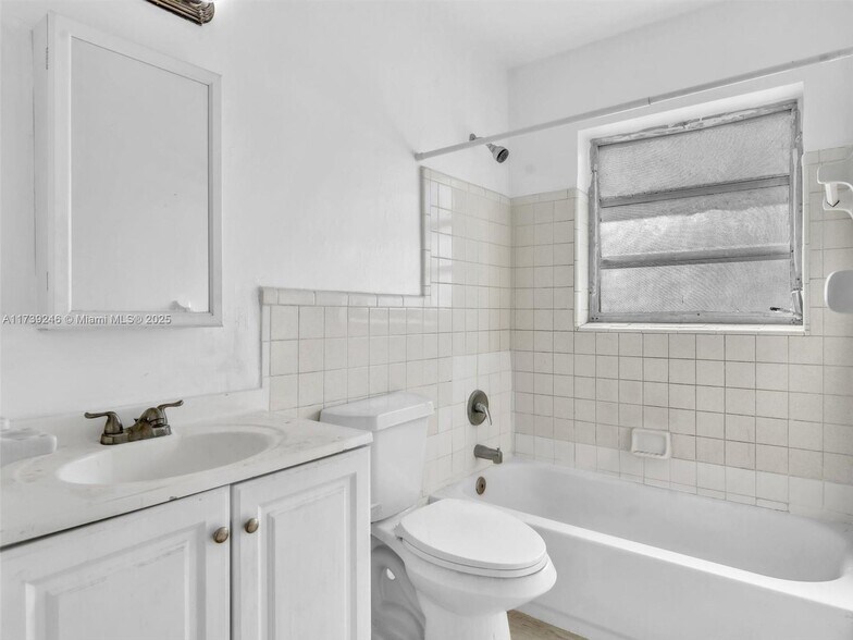 More Photos Of 842 NW 1st Ave, Fort Lauderdale Apartments For Sale