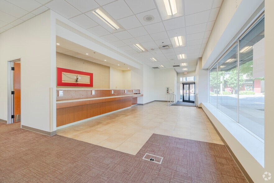 More Photos Of 1001 Pacific Ave, Tacoma Office For Sale