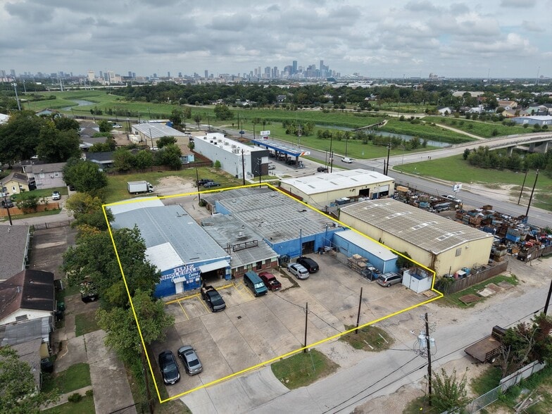 Primary Photo Of 2818 Fay St, Houston Industrial For Sale