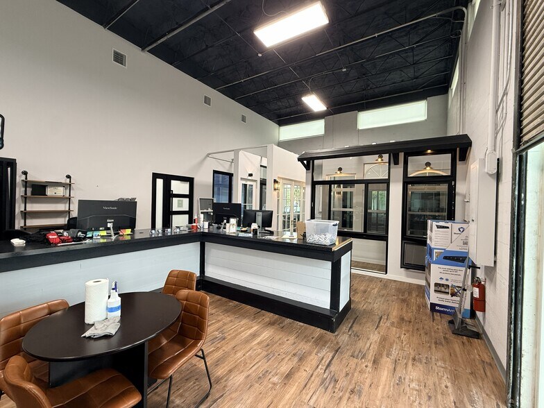 More Photos Of 1649 Avenue L, Riviera Beach Warehouse For Sale
